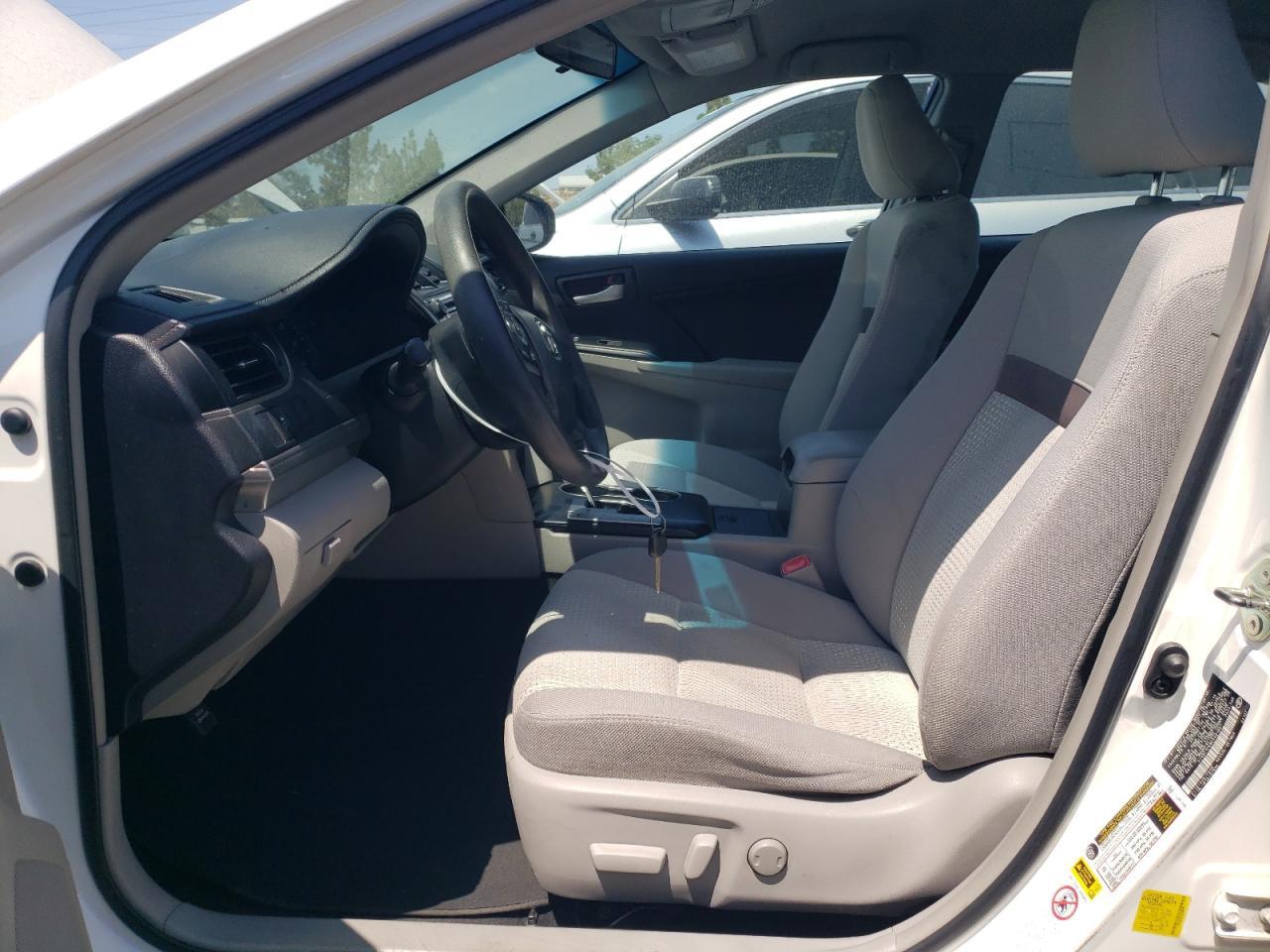 2014 TOYOTA CAMRY L - Фото 7