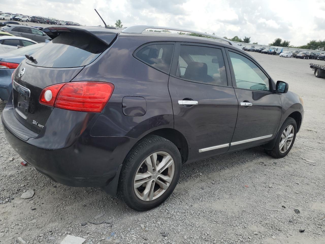 2013 NISSAN ROGUE S - Фото 3