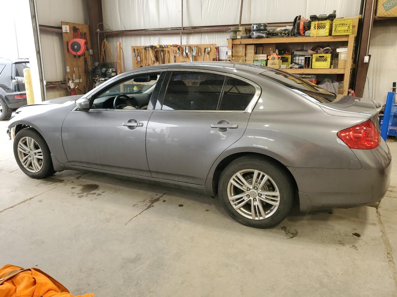 2011 INFINITI G37 - Image 2