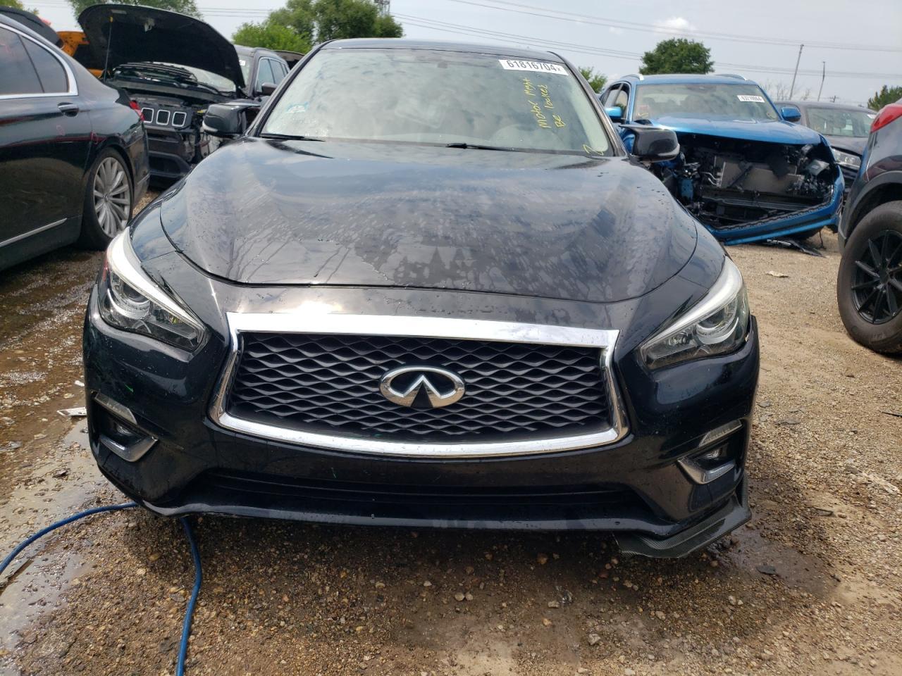 2018 INFINITI Q50 LUXE - Фото 5