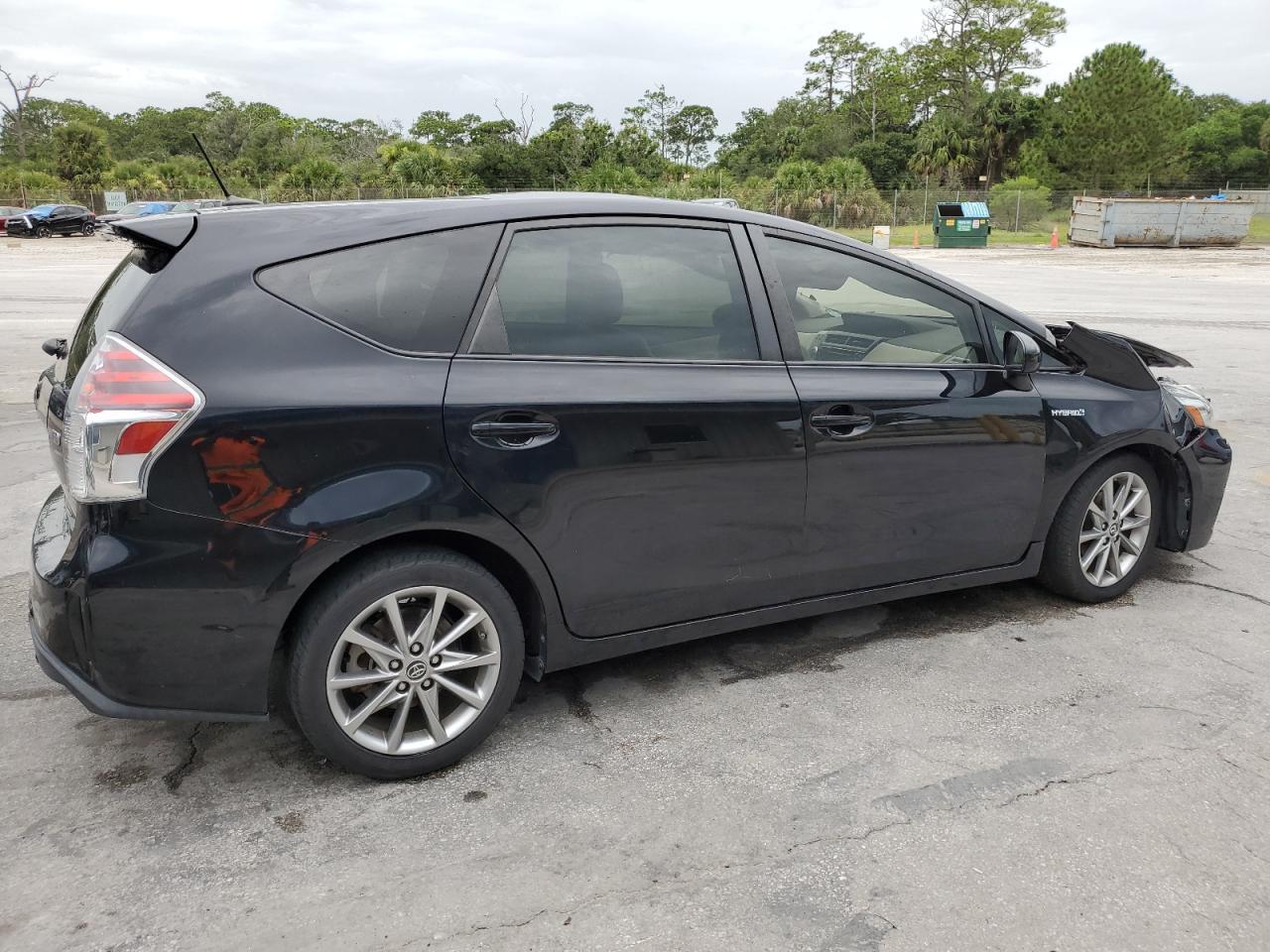 2015 TOYOTA PRIUS V - Фото 3