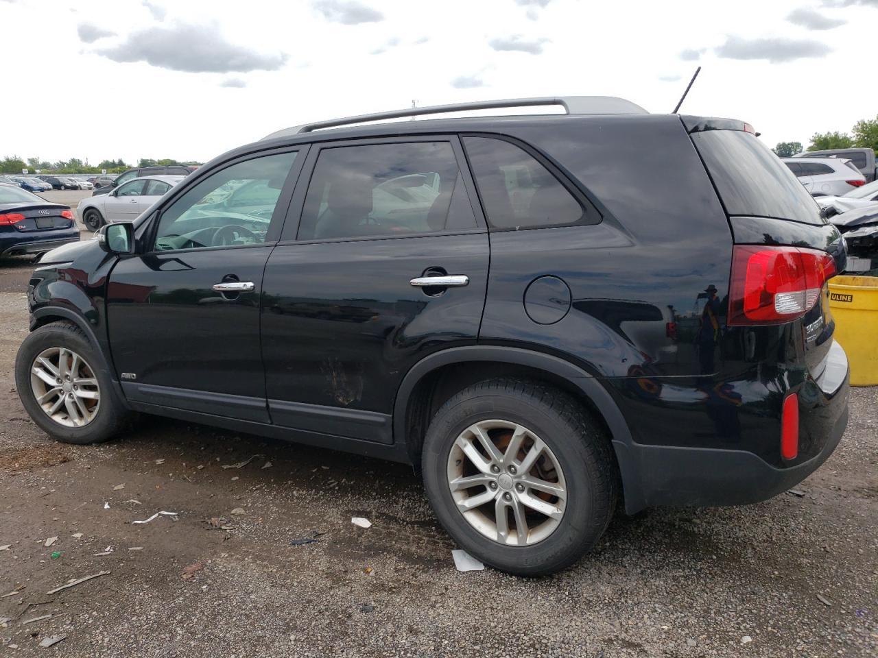 2015 KIA SORENTO LX - Image 2