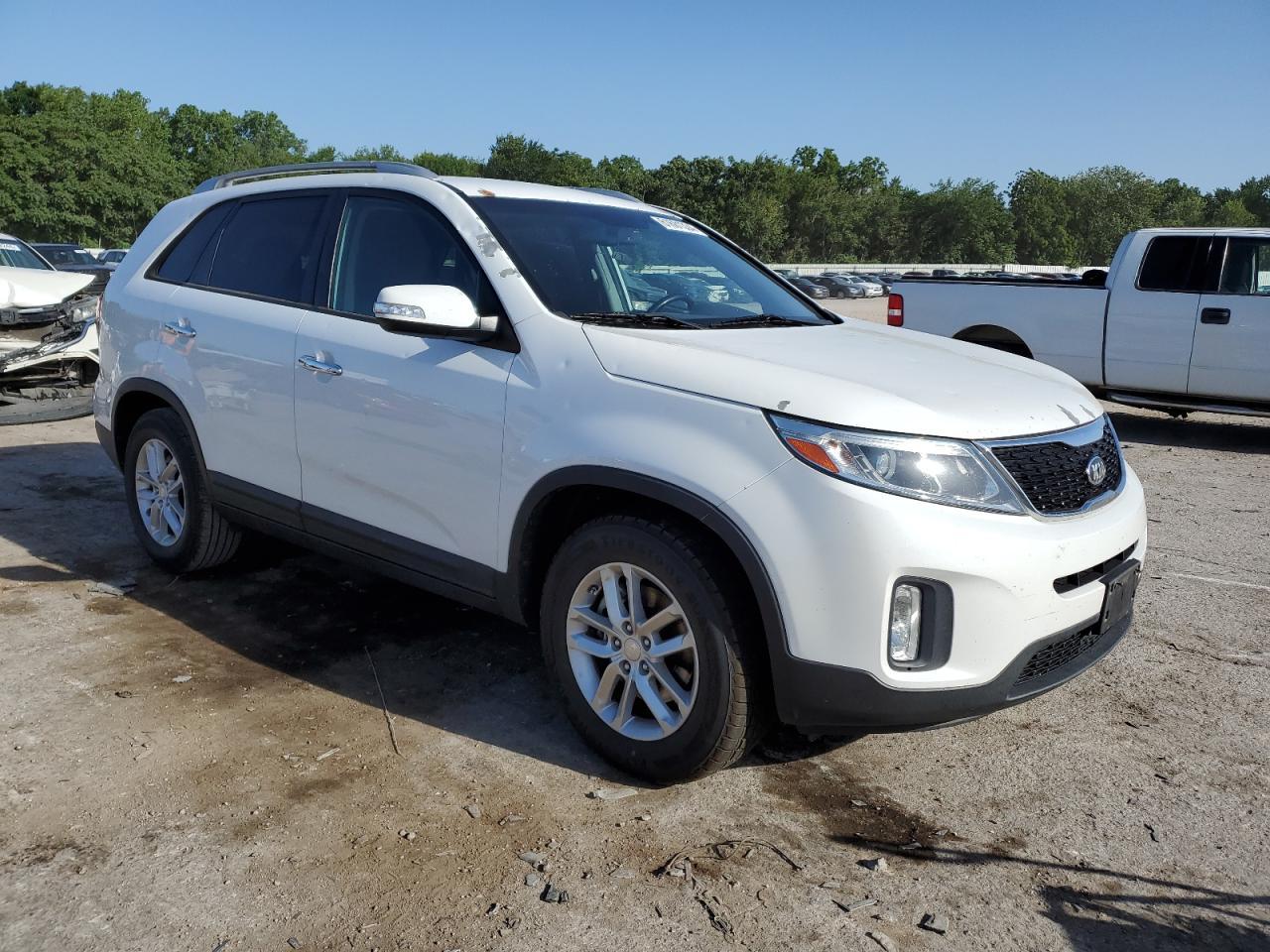 2014 KIA SORENTO LX - Image 4