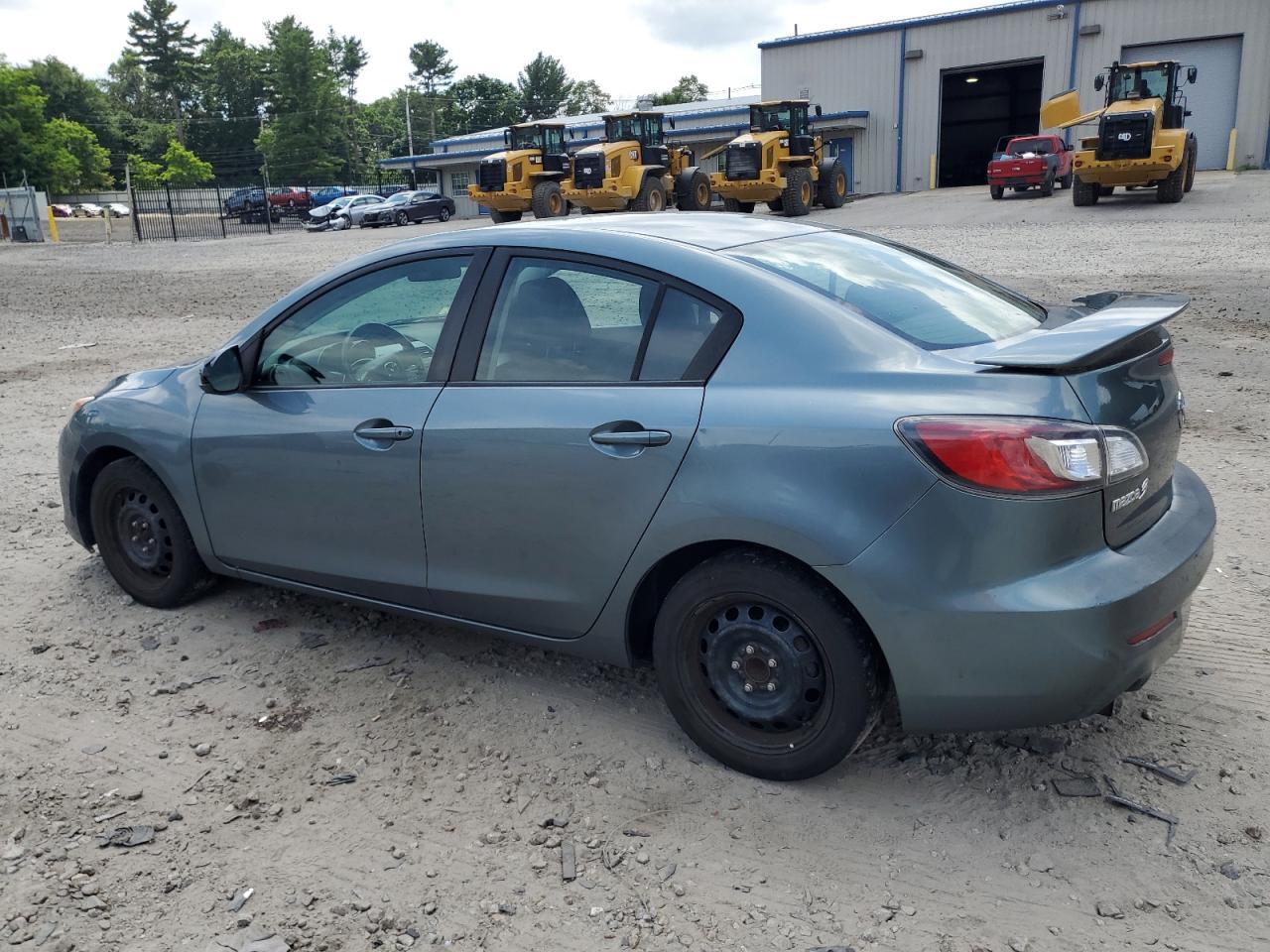 2013 MAZDA 3 I - Фото 2