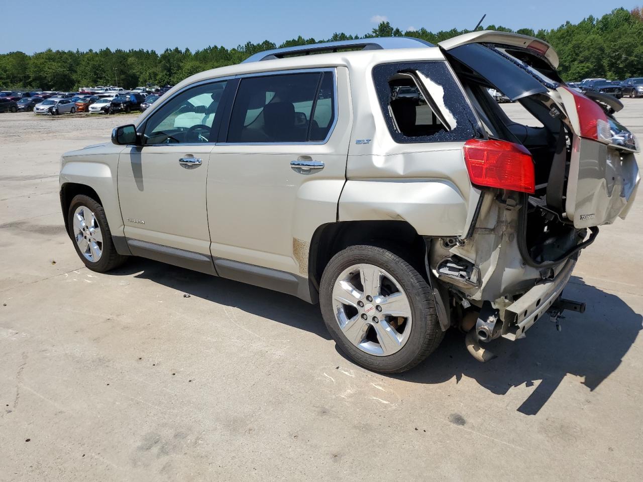 2014 GMC TERRAIN SL - Фото 2