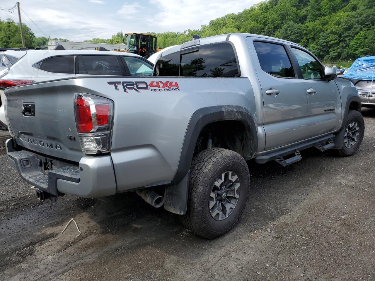 2023 TOYOTA TACOMA DOU - Фото 3