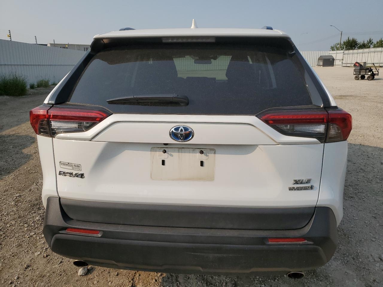 2022 TOYOTA RAV4 XLE - Фото 6