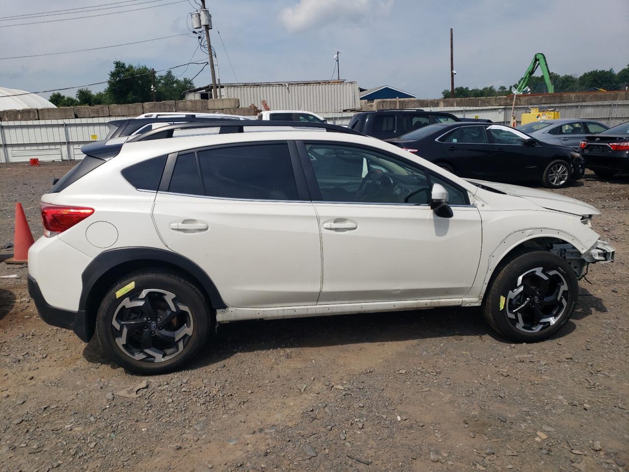 2021 SUBARU CROSSTREK - Фото 3