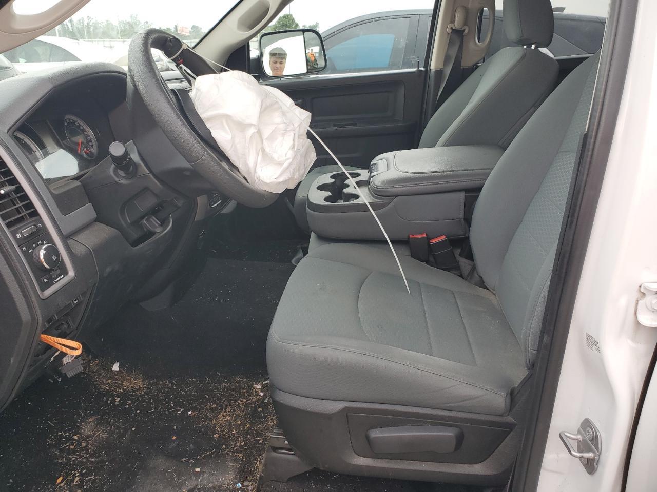 2018 RAM 1500 ST - Image 7
