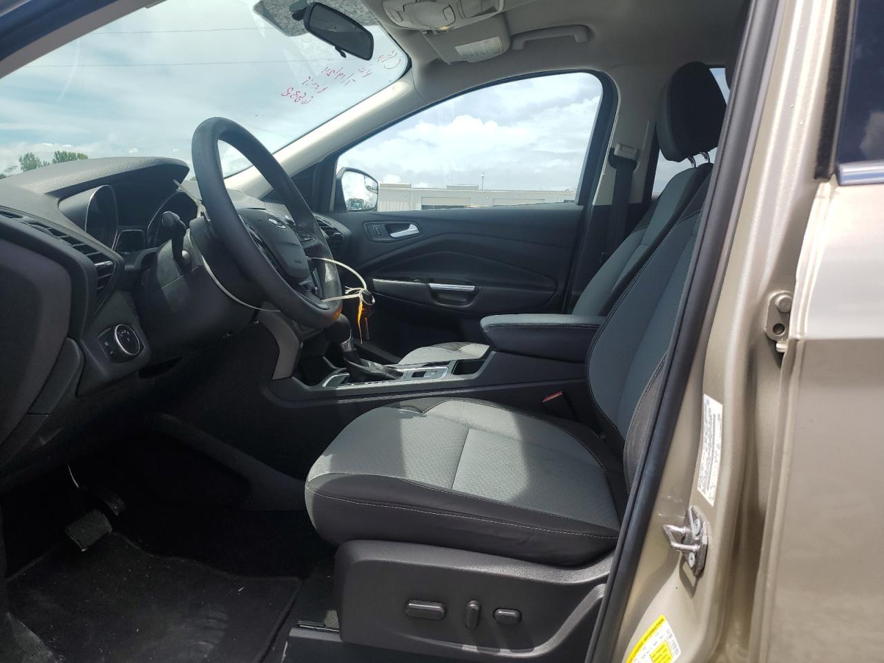 2017 FORD ESCAPE SE - Image 7