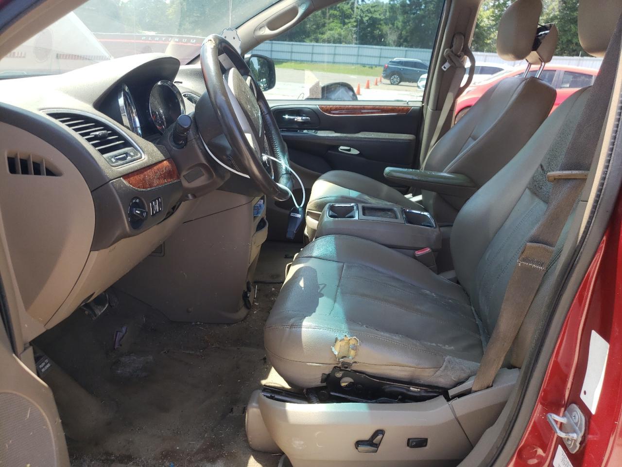 2014 CHRYSLER TOWN & COU - Image 7