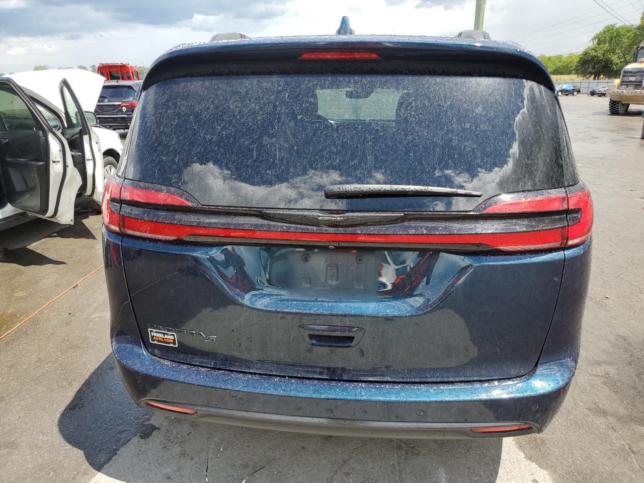 2022 CHRYSLER PACIFICA T - Image 6