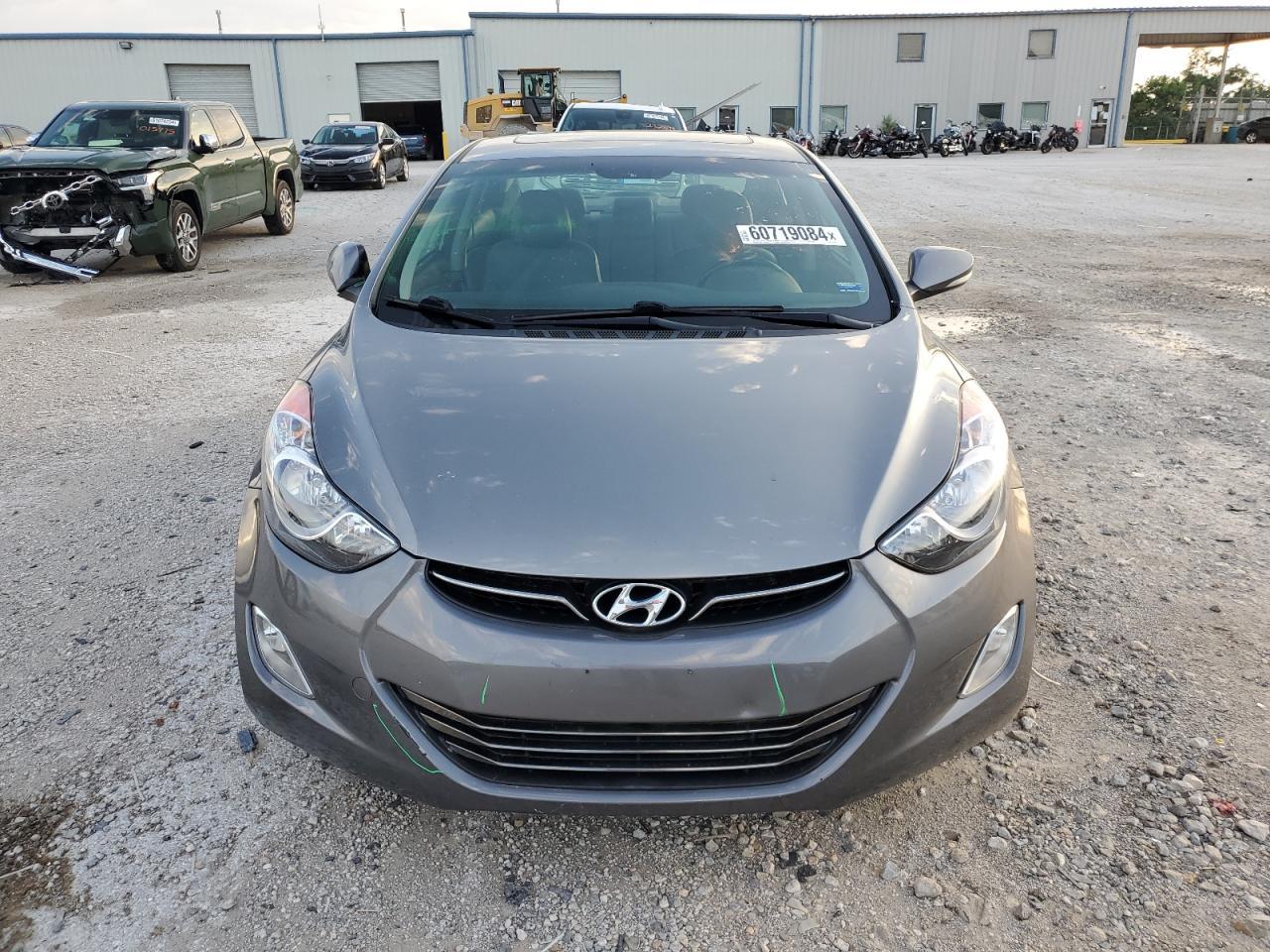 2013 HYUNDAI ELANTRA GL - Фото 5