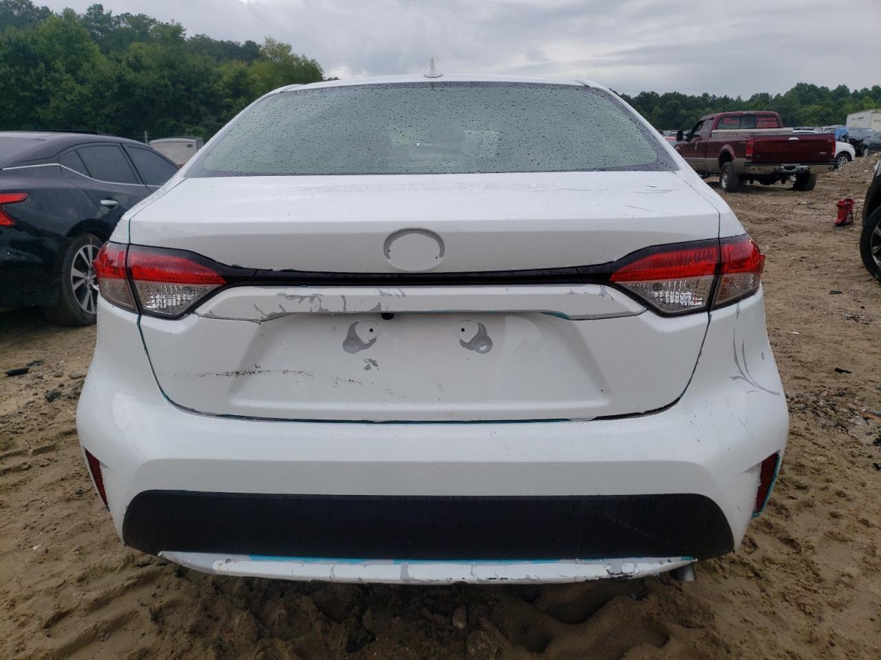 2021 TOYOTA COROLLA LE - Фото 6