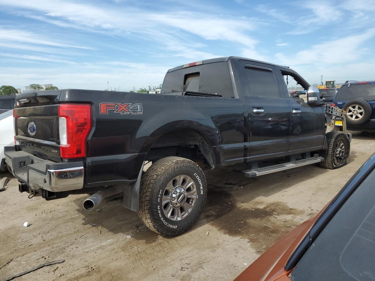 2017 FORD F250 SUPER - Image 3