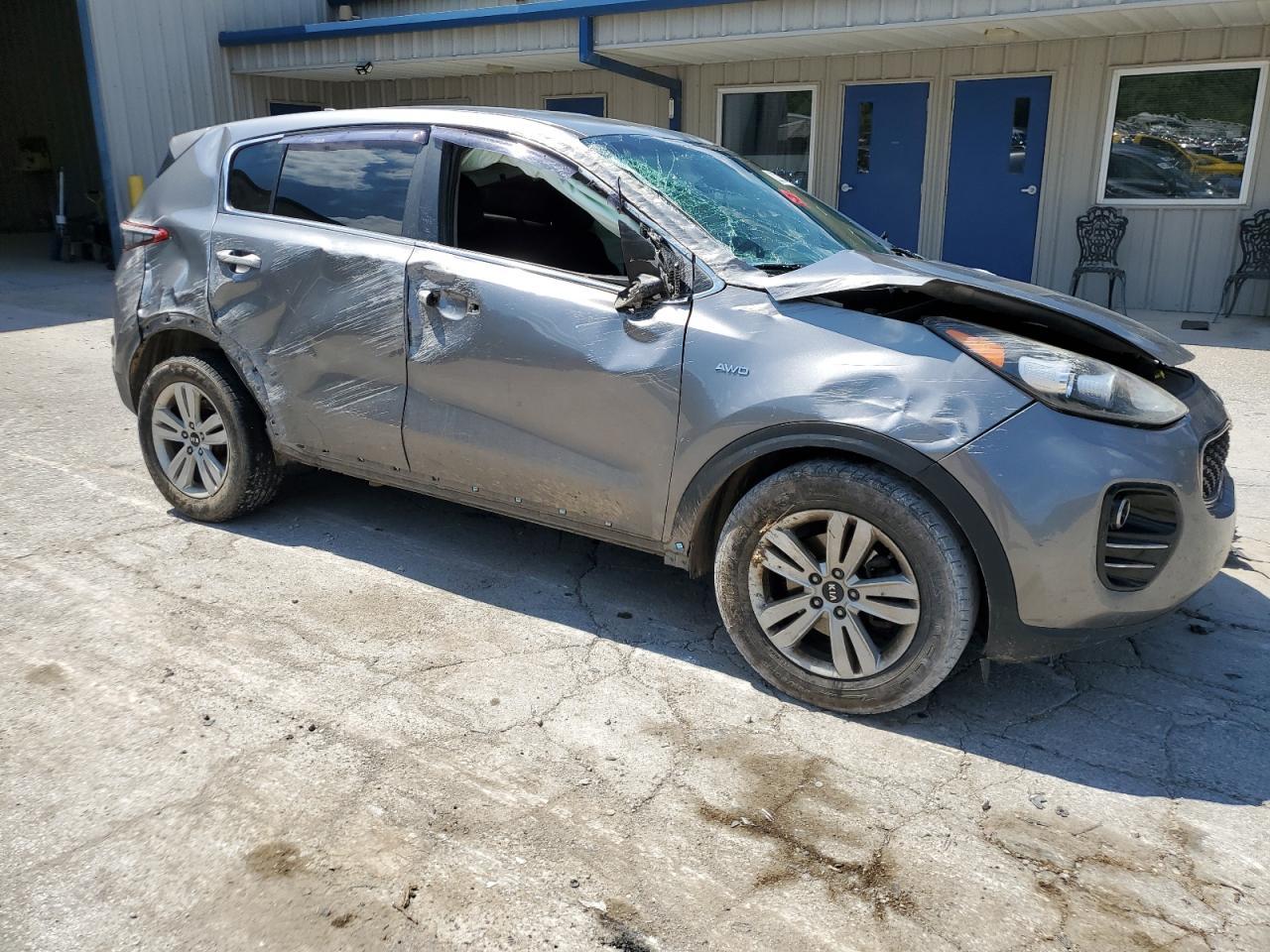 2017 KIA SPORTAGE L - Фото 4