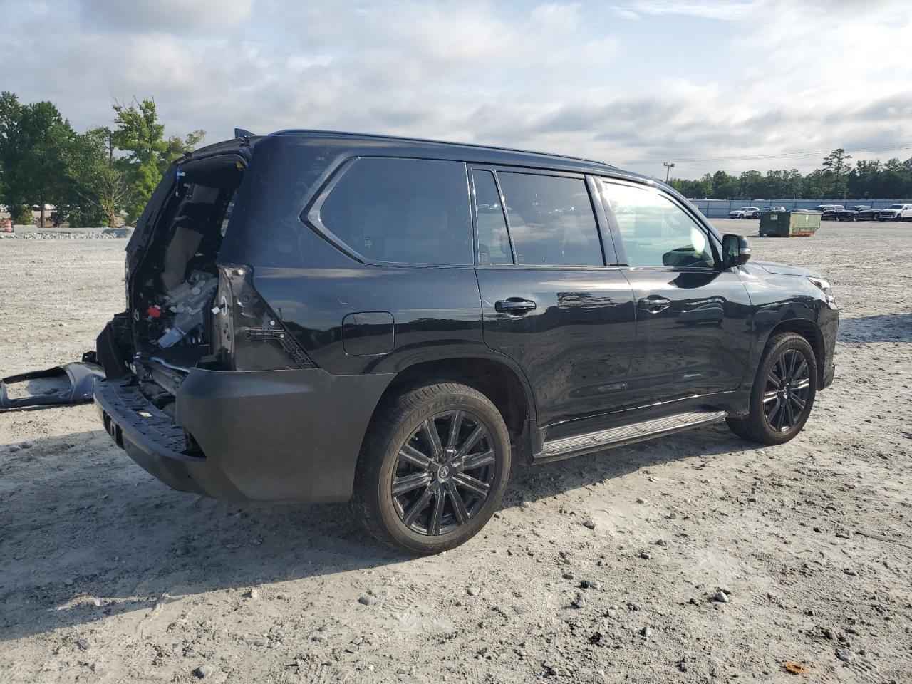 2019 LEXUS LX 570 - Image 3