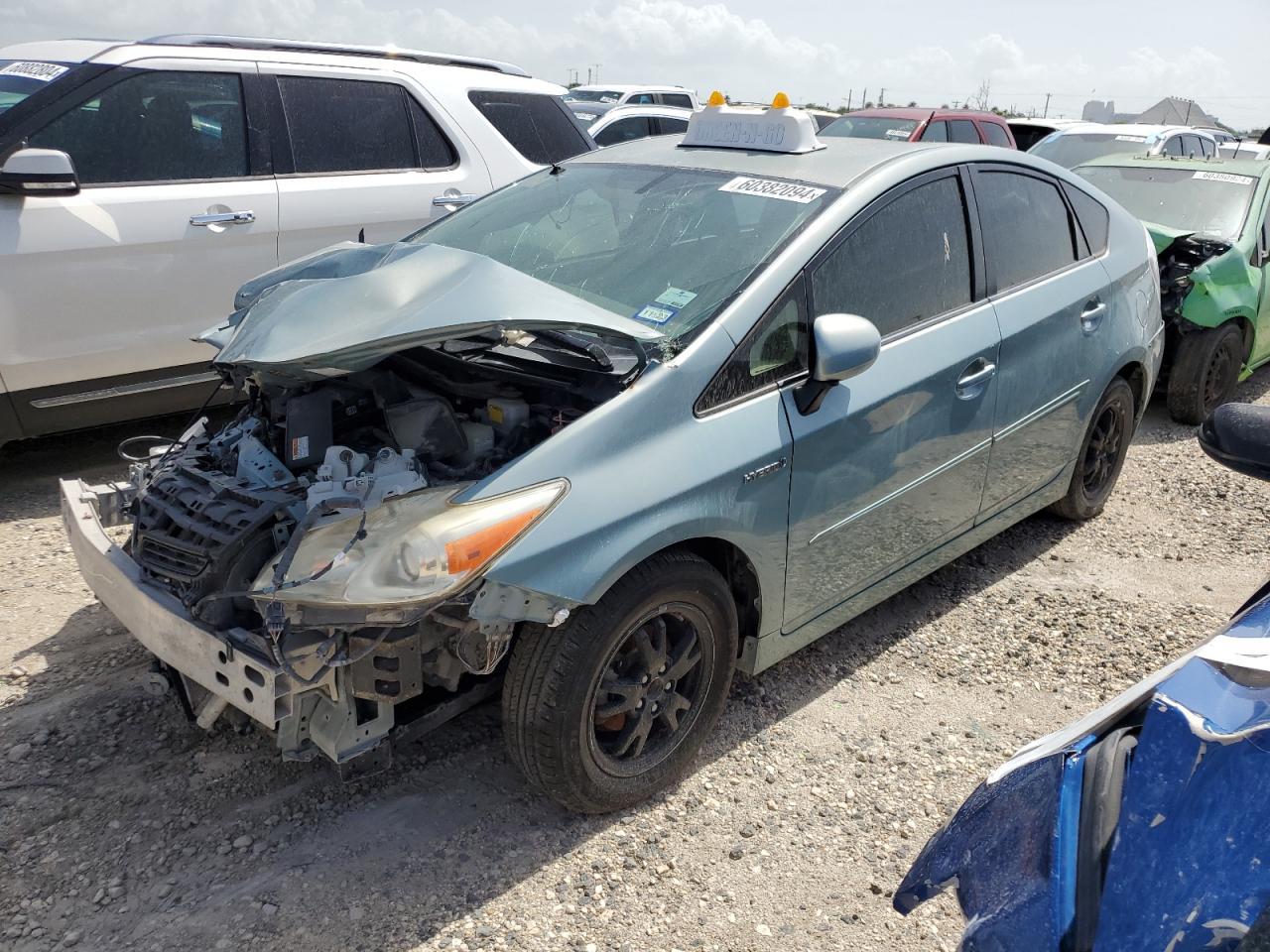 2015 TOYOTA PRIUS car image