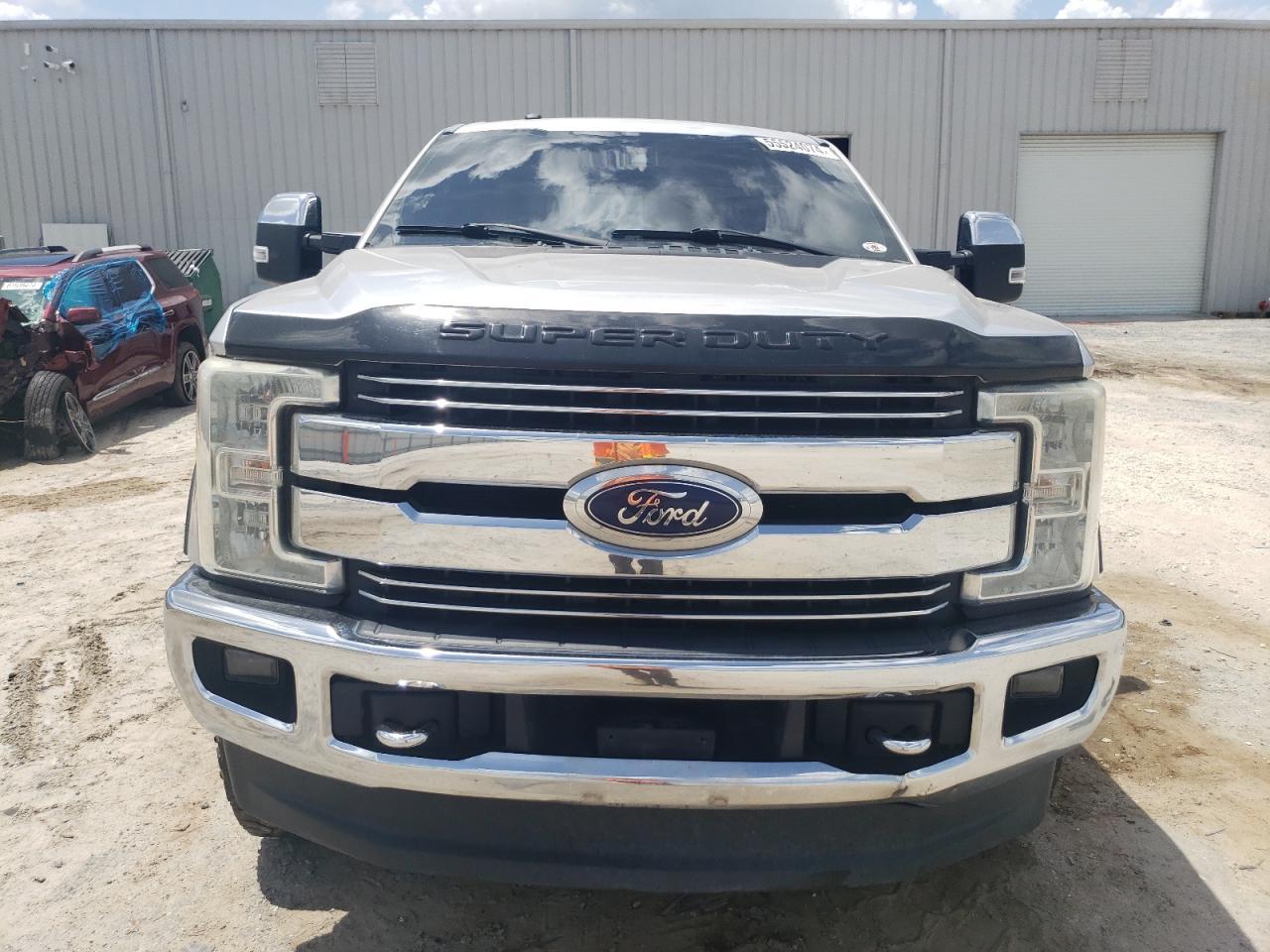 2017 FORD F250 SUPER - Image 5