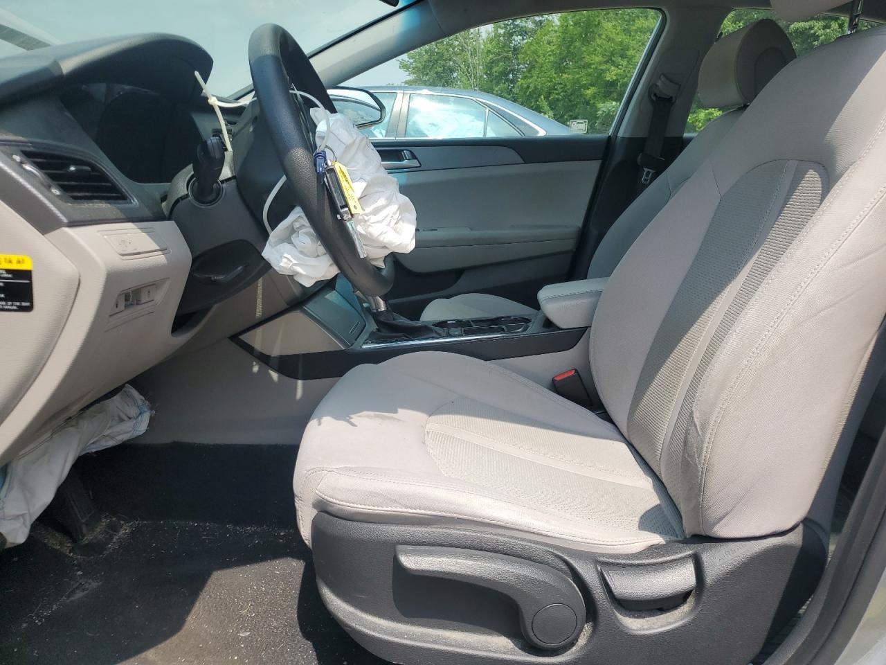 2017 HYUNDAI SONATA SE - Фото 7