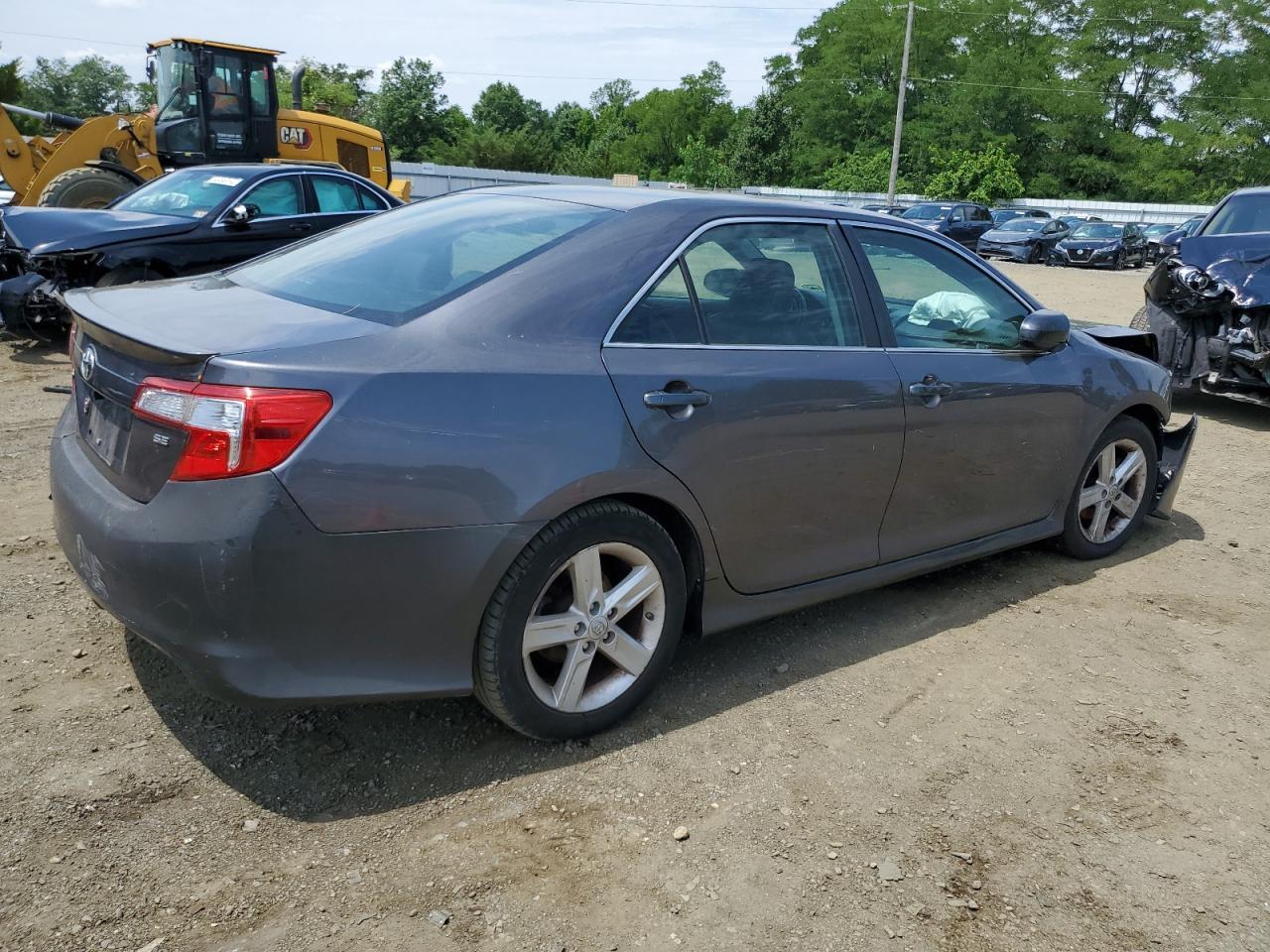 2014 TOYOTA CAMRY L - Image 3