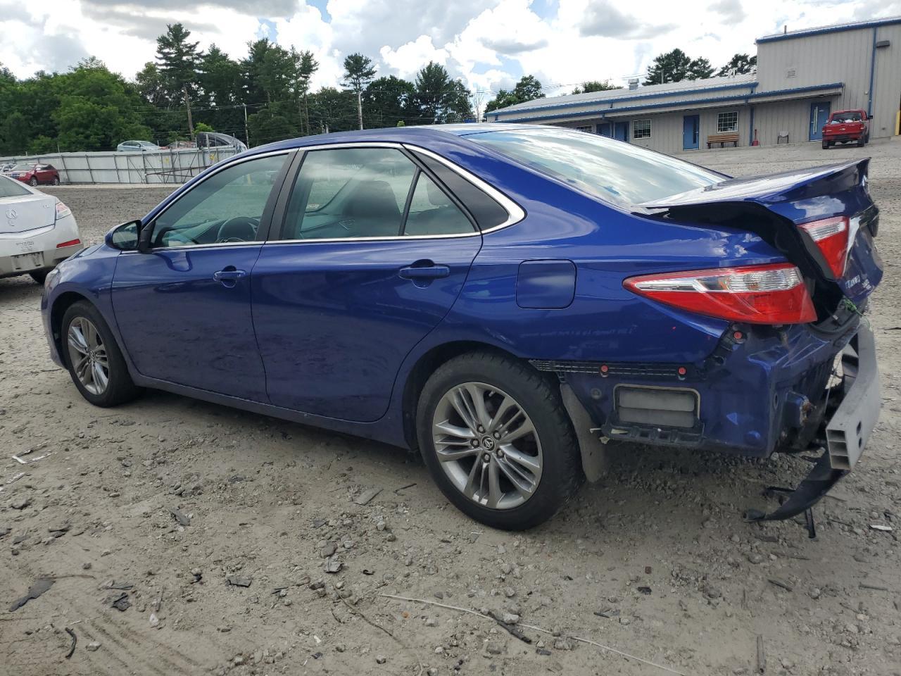 2015 TOYOTA CAMRY LE - Фото 2