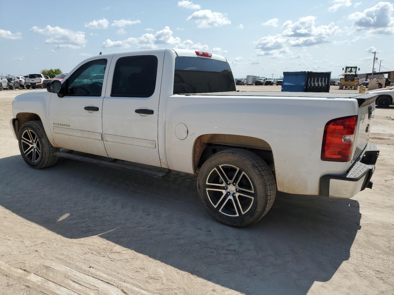 2012 CHEVROLET SILVERADO - Image 2