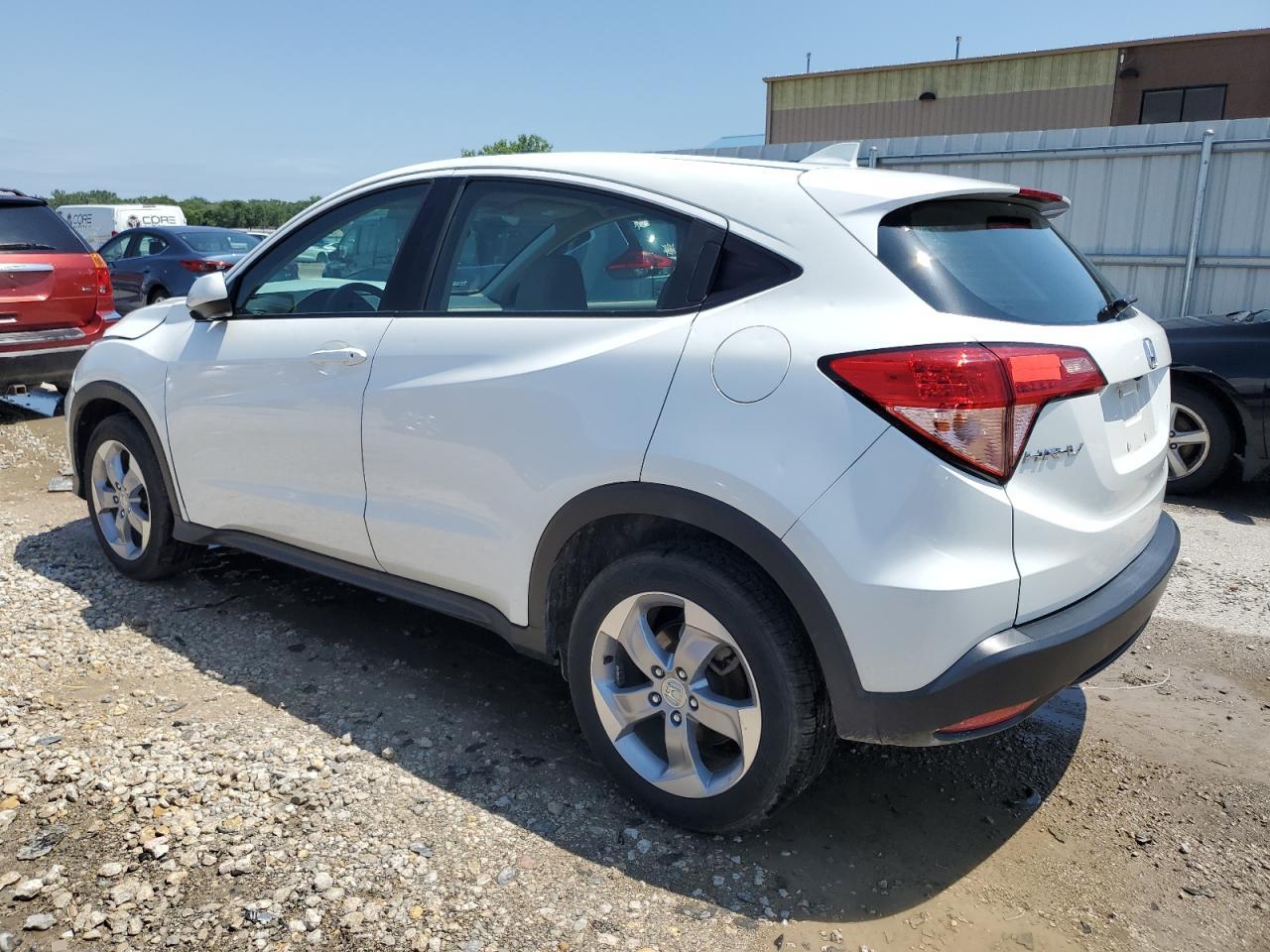 2018 HONDA HR-V LX - Image 2