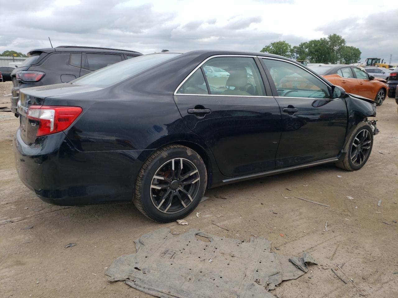 2012 TOYOTA CAMRY BASE - Фото 3