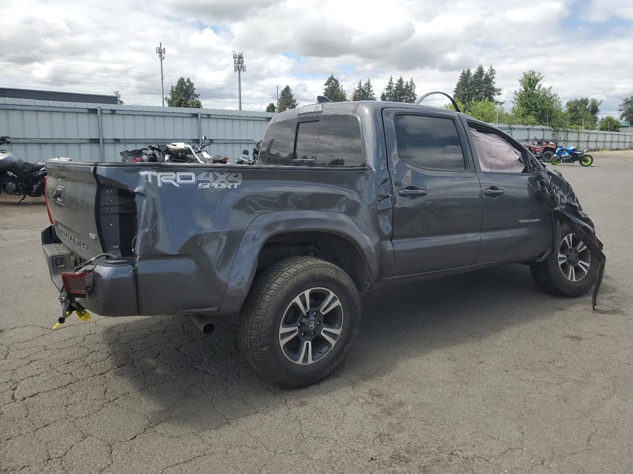 2018 TOYOTA TACOMA DOU - Image 3