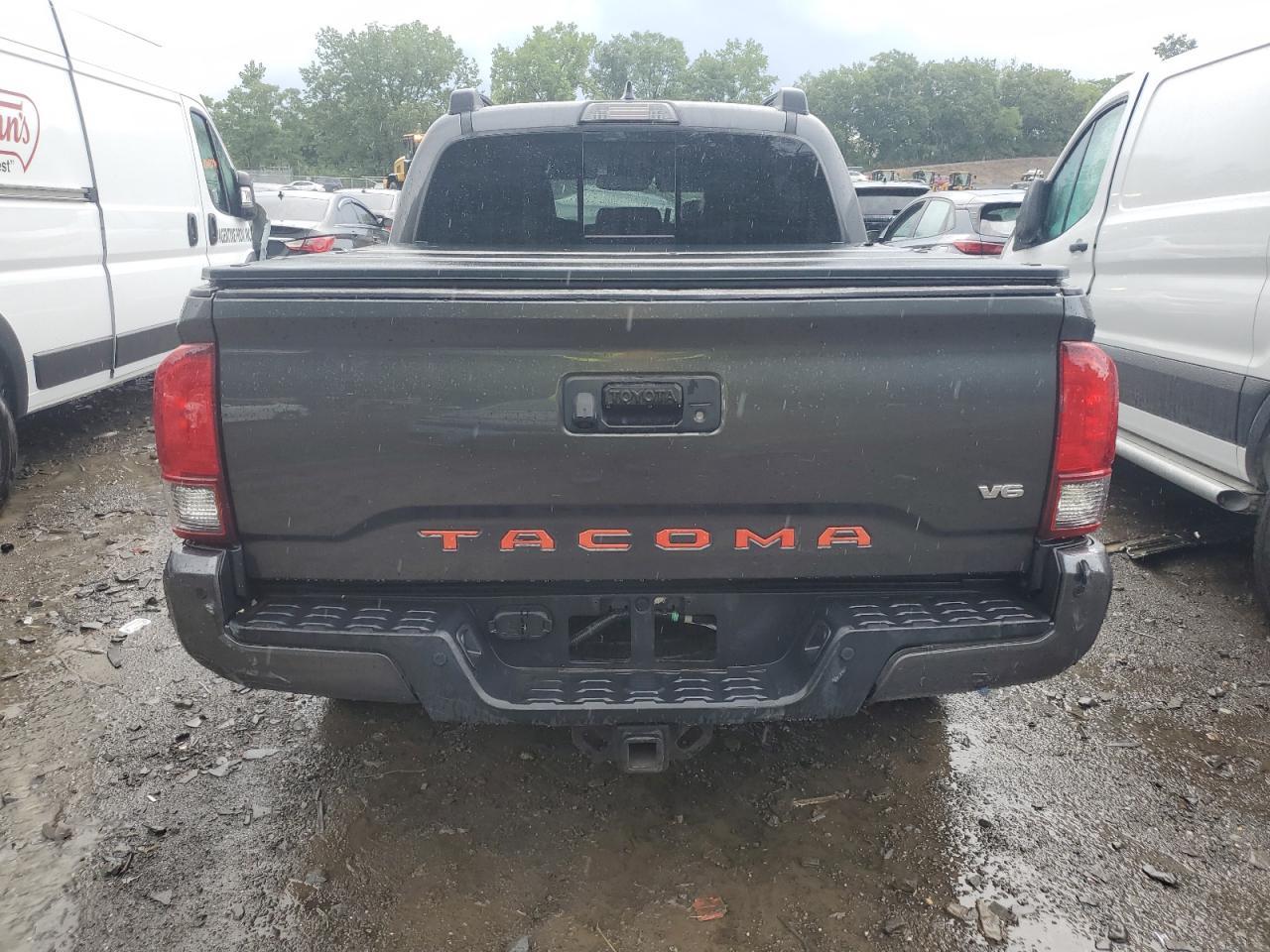 2019 TOYOTA TACOMA DOU - Фото 6