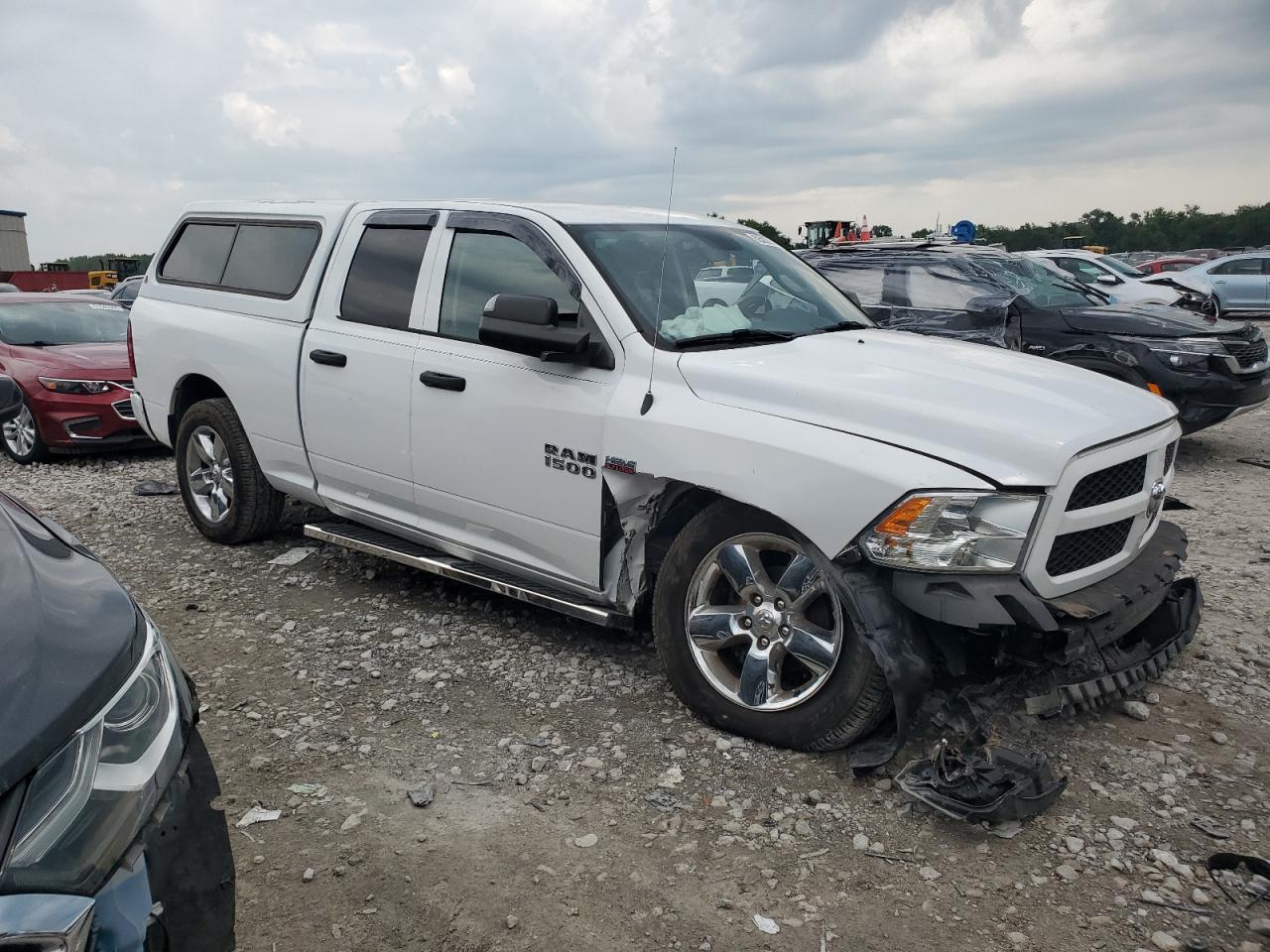 2018 RAM 1500 ST - Image 4