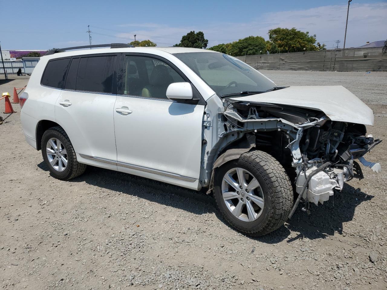 2012 TOYOTA HIGHLANDER - Image 4
