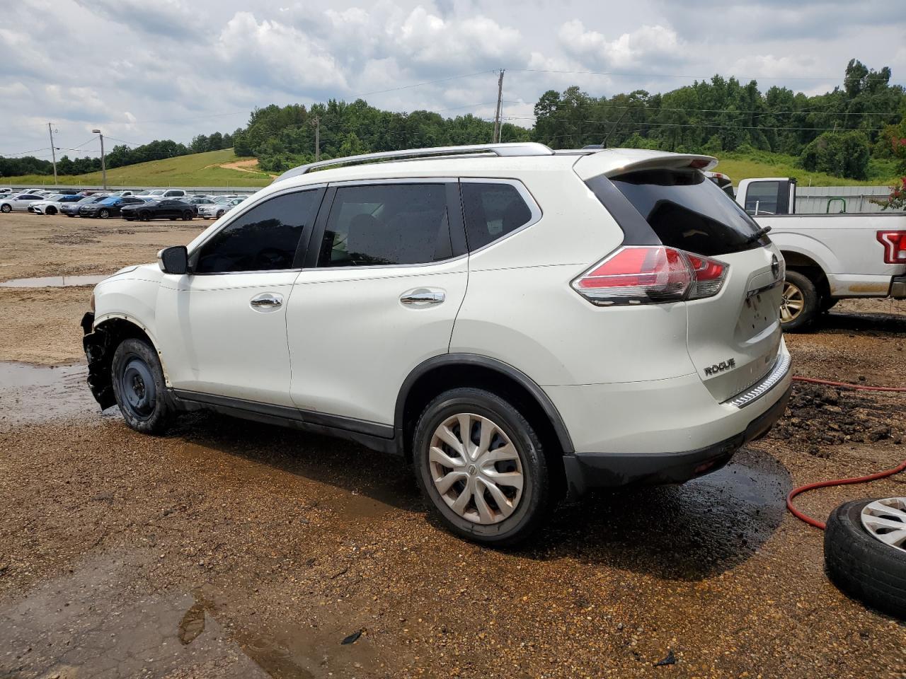 2016 NISSAN ROGUE S - Image 2
