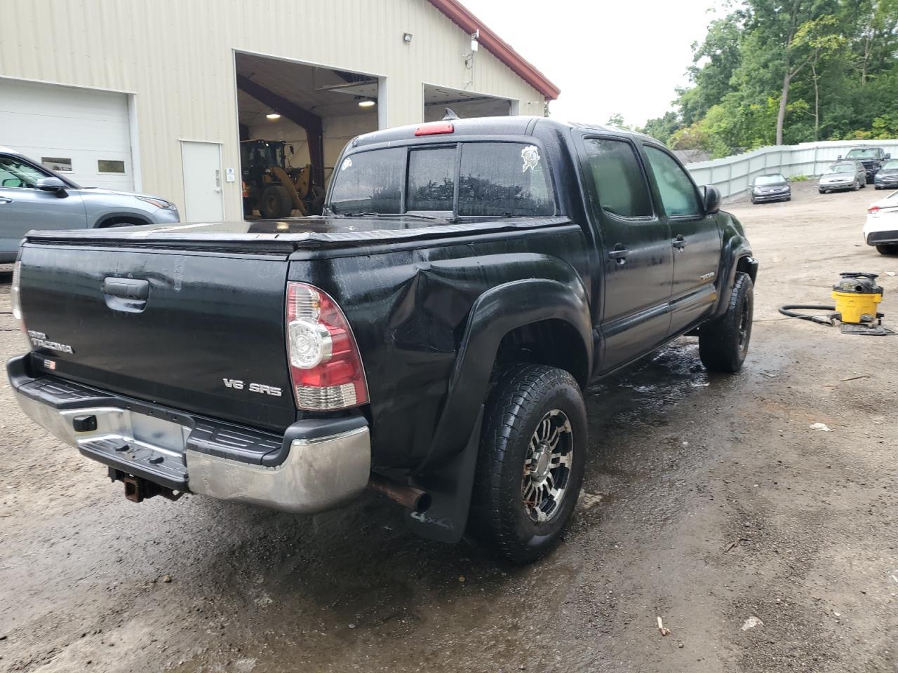2014 TOYOTA TACOMA DOU - Фото 3