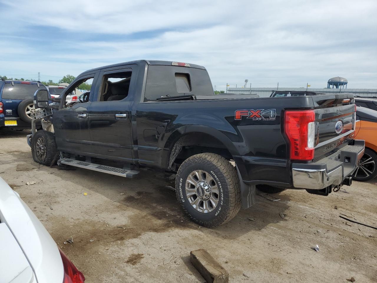 2017 FORD F250 SUPER - Image 2