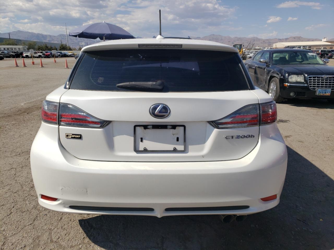 2013 LEXUS CT 200 - Фото 6