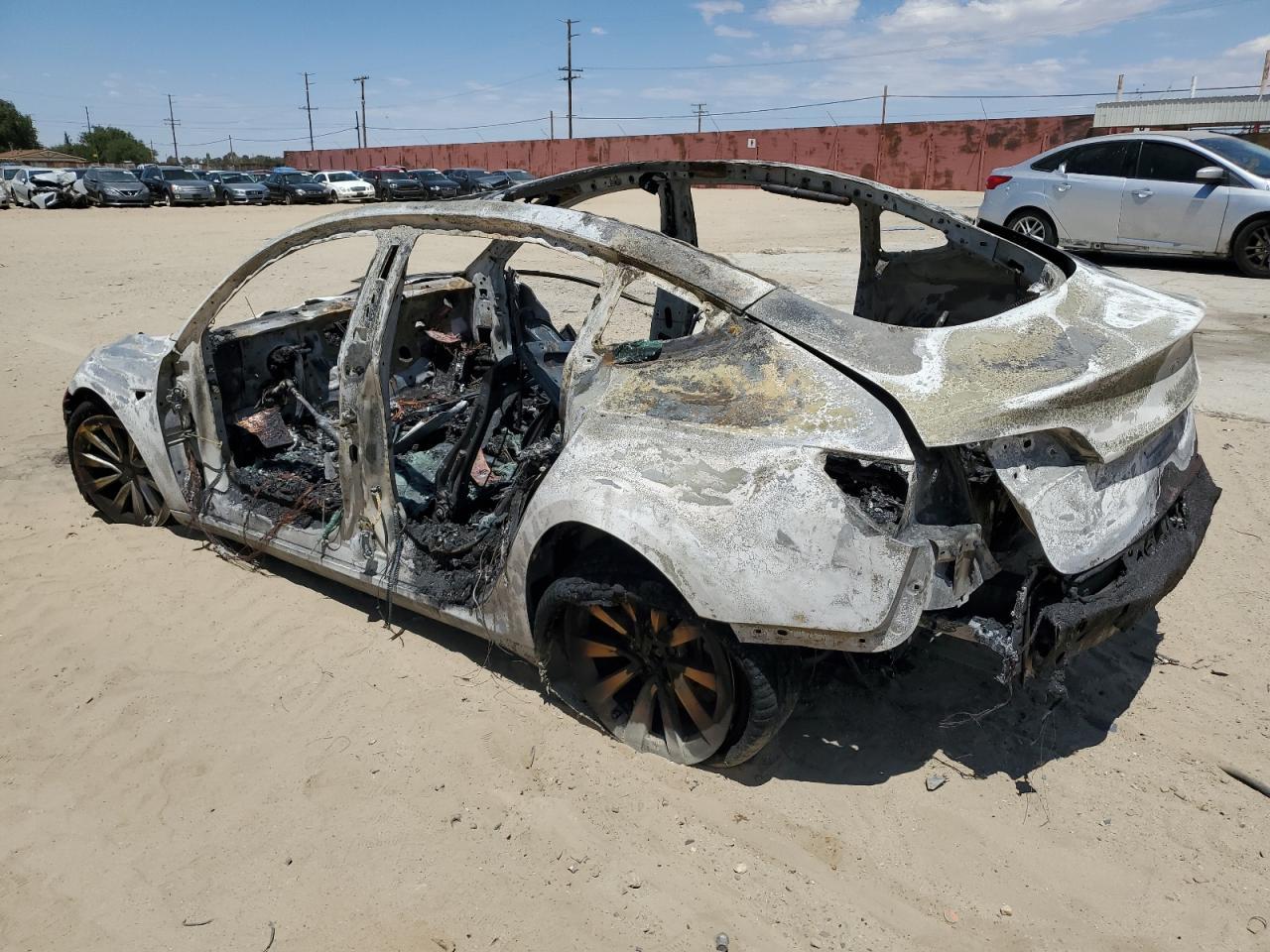 2022 TESLA MODEL 3 - Фото 2