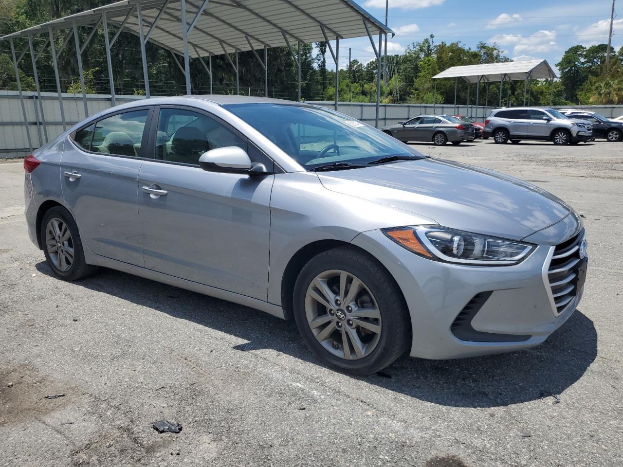 2017 HYUNDAI ELANTRA SE - Image 4