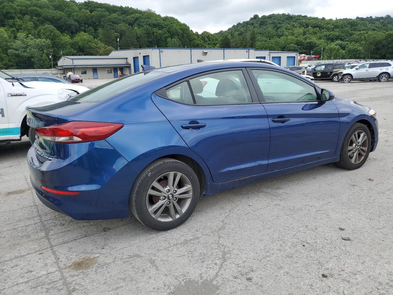 2017 HYUNDAI ELANTRA SE - Фото 3