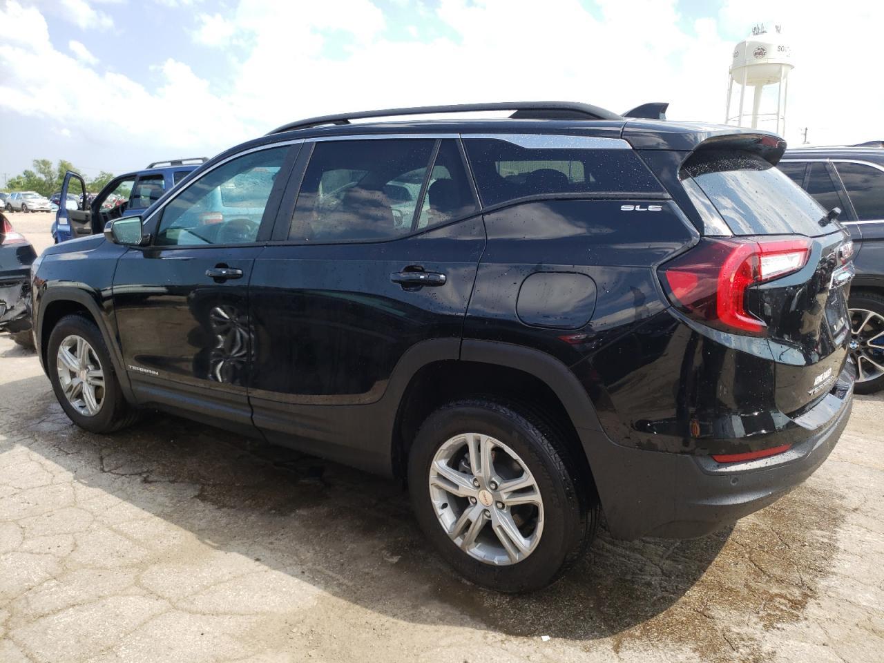 2023 GMC TERRAIN SL - Image 2