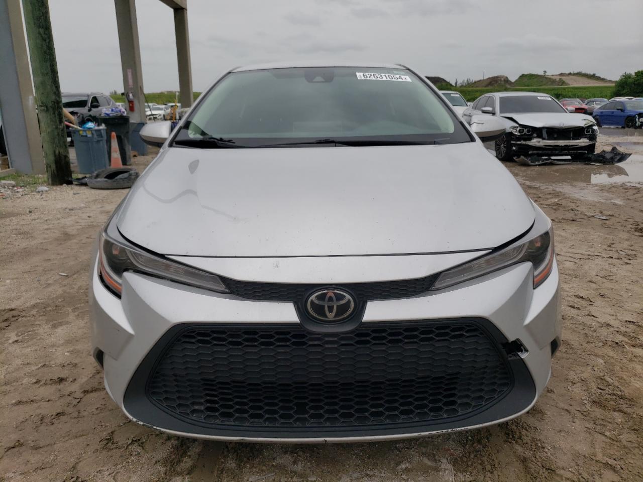 2021 TOYOTA COROLLA LE - Фото 5