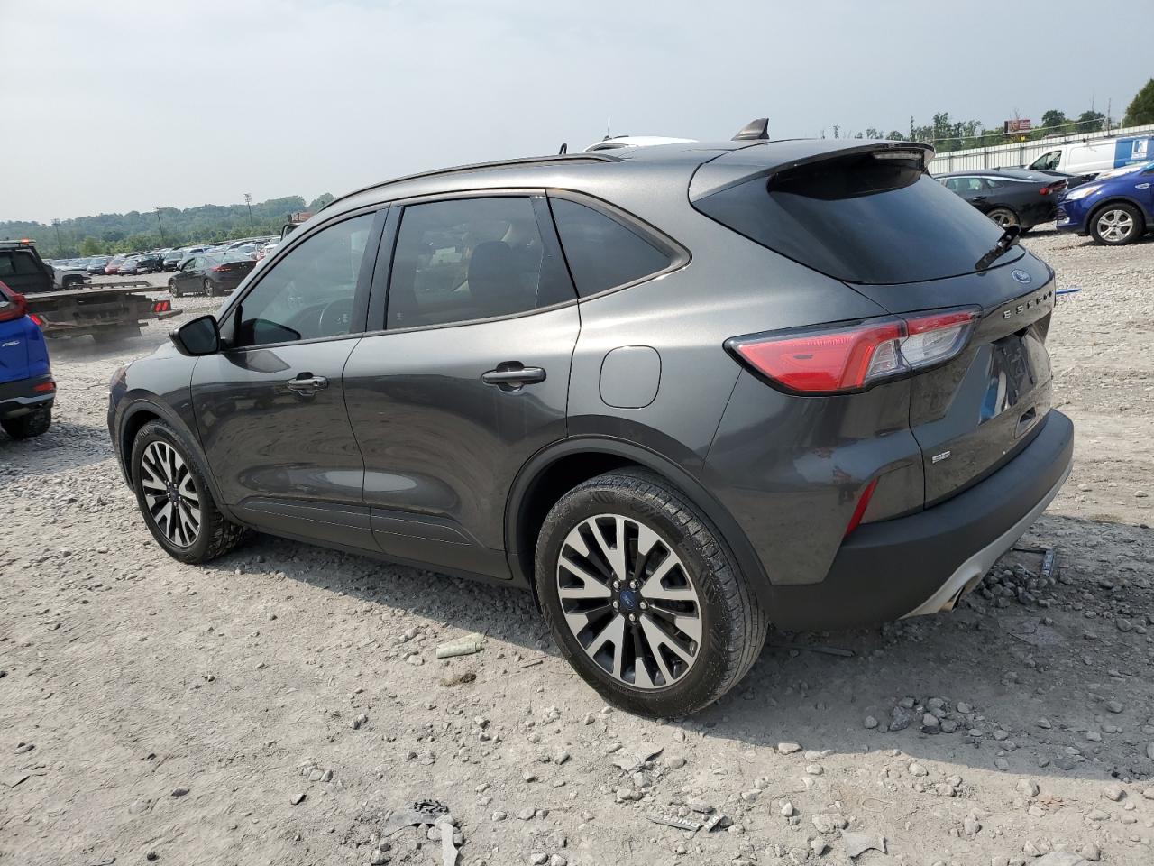 2020 FORD ESCAPE SE - Image 2
