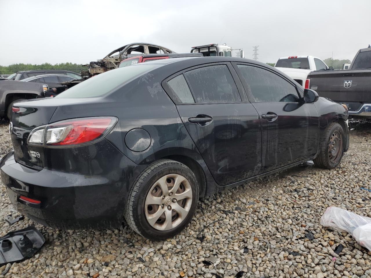 2013 MAZDA 3 I - Фото 3