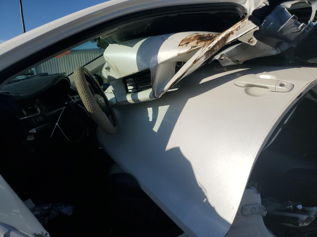 2014 TOYOTA CAMRY L - Image 7