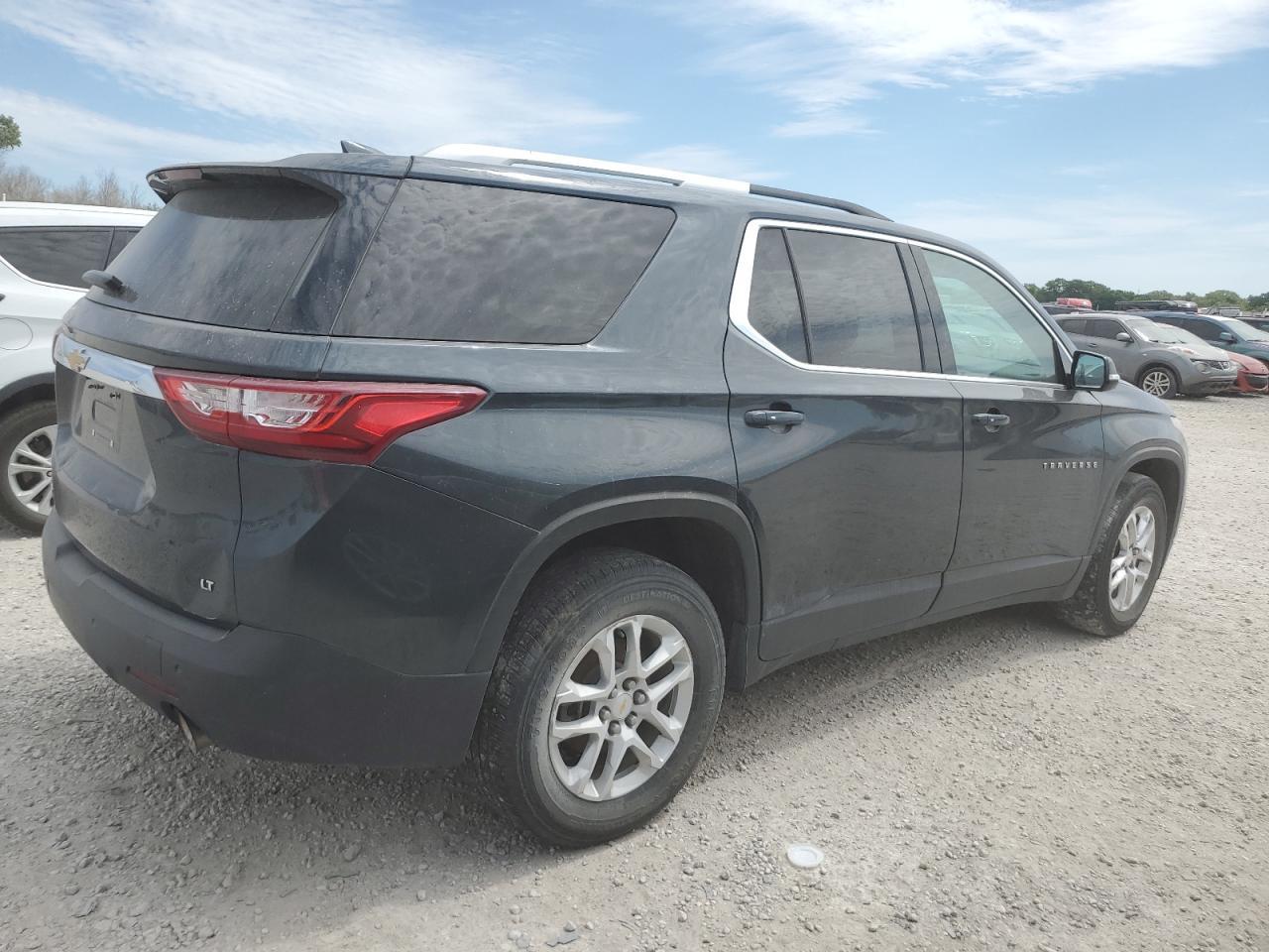 2018 CHEVROLET TRAVERSE L - Фото 3
