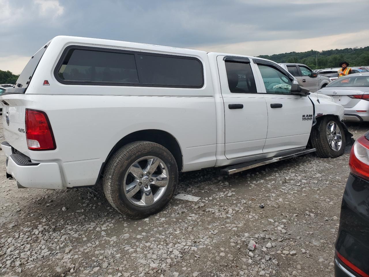 2018 RAM 1500 ST - Image 3