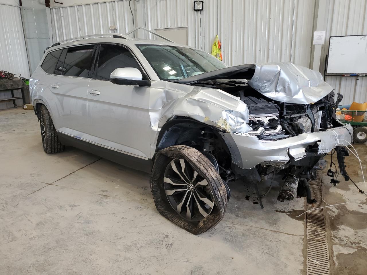 2019 VOLKSWAGEN ATLAS SEL - Image 4