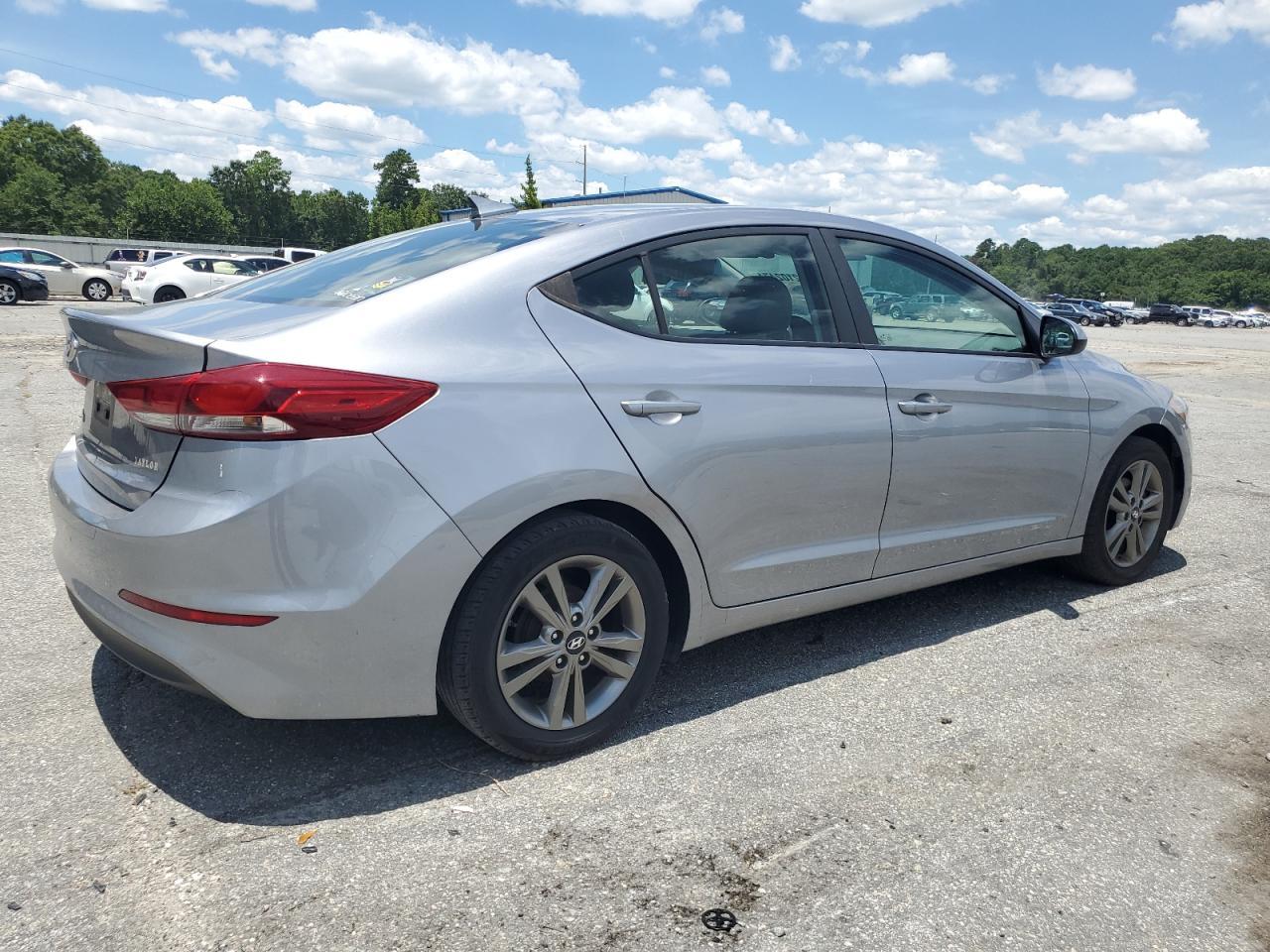 2017 HYUNDAI ELANTRA SE - Image 3