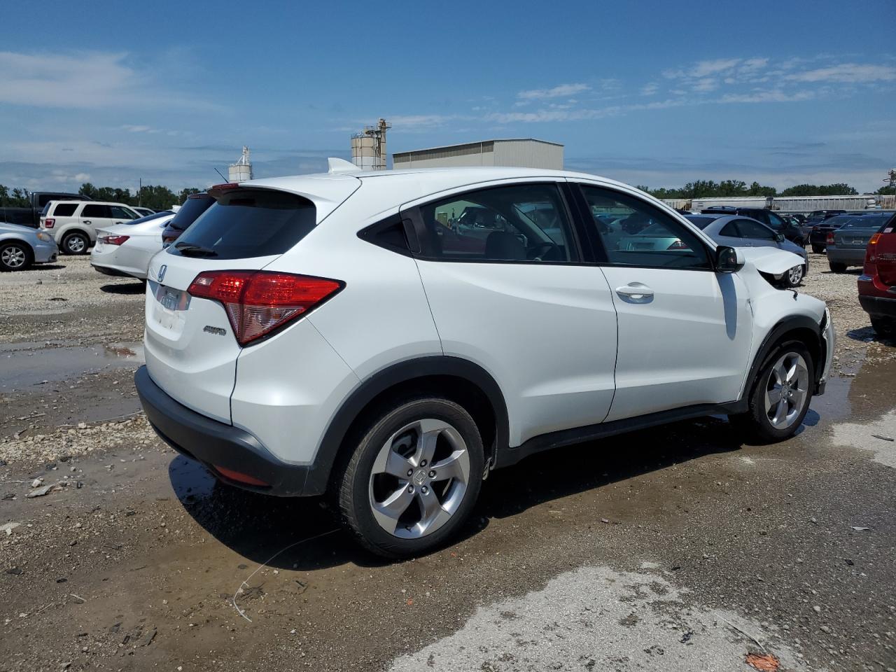 2018 HONDA HR-V LX - Image 3